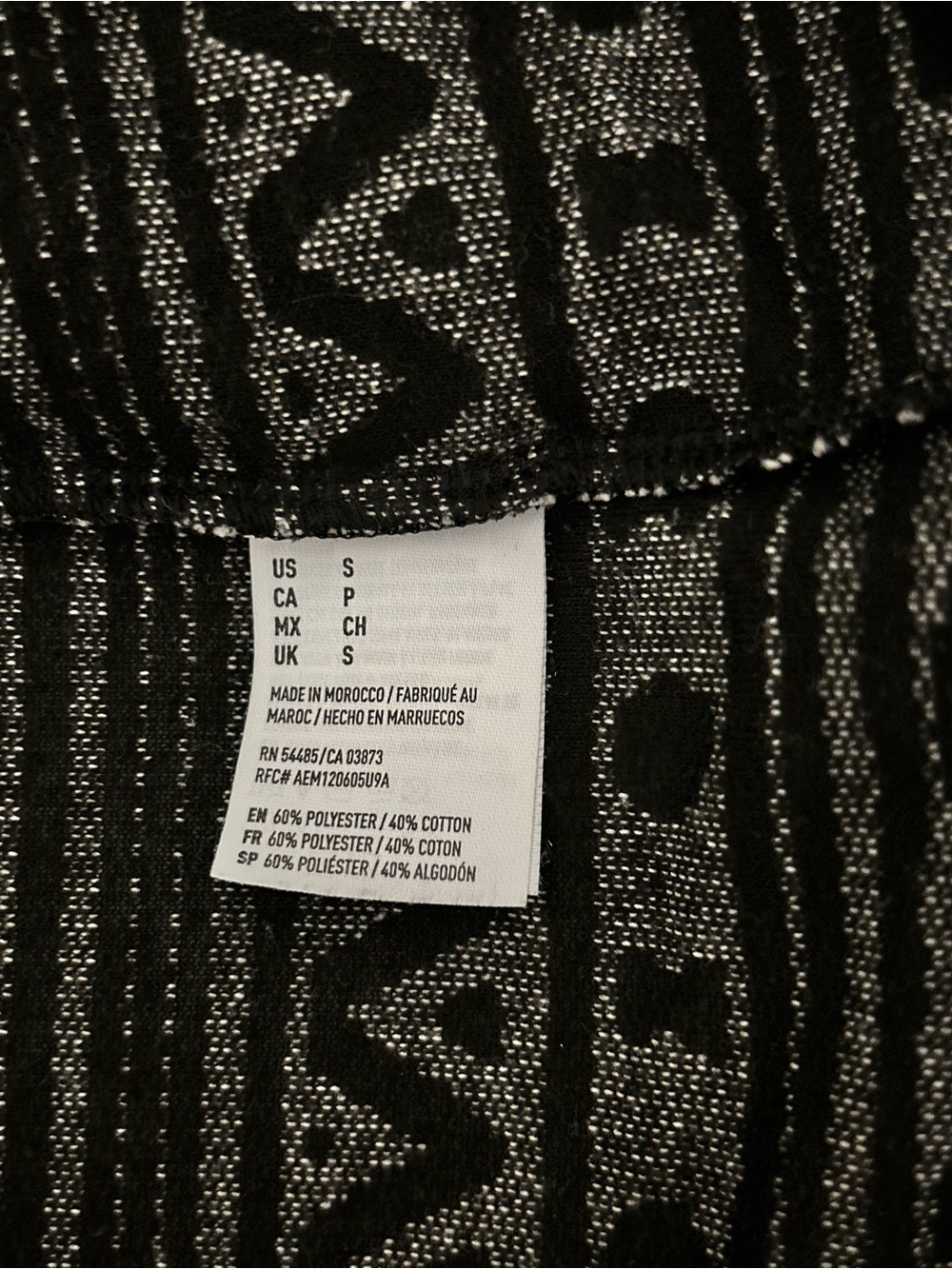 American Eagle Women’s Open Cardigan Sweater White Black Lightweight Aztec Small - Picture 6 of 7